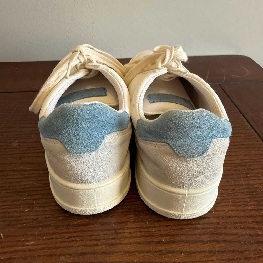 Steve Madden Phipps white and Blue Sneakers‎